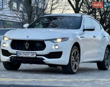 Білий Мазераті Леванте, об'ємом двигуна 2.98 л та пробігом 79 тис. км за 38800 $, фото 11 на Automoto.ua