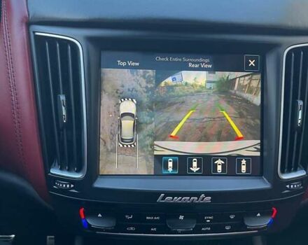 Белый Мазерати Леванте, объемом двигателя 3 л и пробегом 82 тыс. км за 40000 $, фото 77 на Automoto.ua