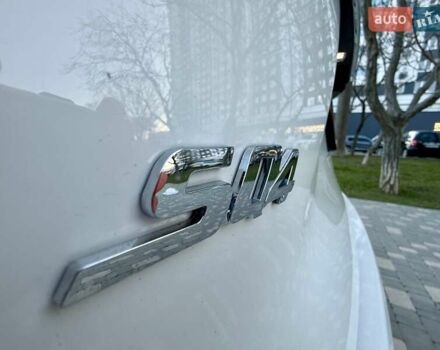 Білий Мазераті Леванте, об'ємом двигуна 2.98 л та пробігом 79 тис. км за 38800 $, фото 50 на Automoto.ua