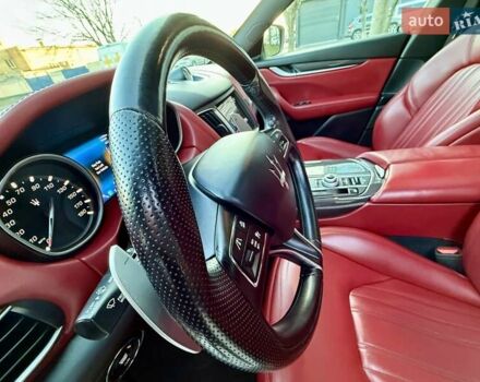 Білий Мазераті Леванте, об'ємом двигуна 2.98 л та пробігом 79 тис. км за 38800 $, фото 68 на Automoto.ua