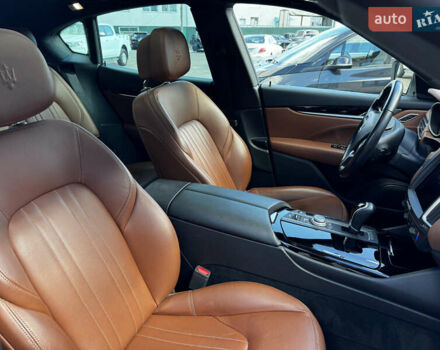 Белый Мазерати Леванте, объемом двигателя 2.98 л и пробегом 88 тыс. км за 29999 $, фото 39 на Automoto.ua