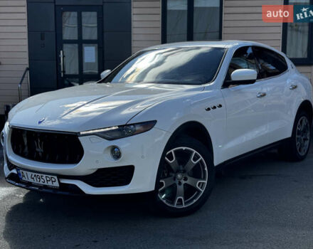 Белый Мазерати Леванте, объемом двигателя 2.98 л и пробегом 88 тыс. км за 29999 $, фото 3 на Automoto.ua