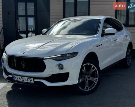 Белый Мазерати Леванте, объемом двигателя 2.98 л и пробегом 88 тыс. км за 29999 $, фото 2 на Automoto.ua
