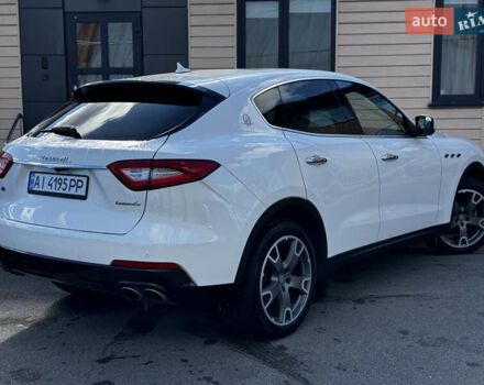 Белый Мазерати Леванте, объемом двигателя 2.98 л и пробегом 88 тыс. км за 29999 $, фото 13 на Automoto.ua