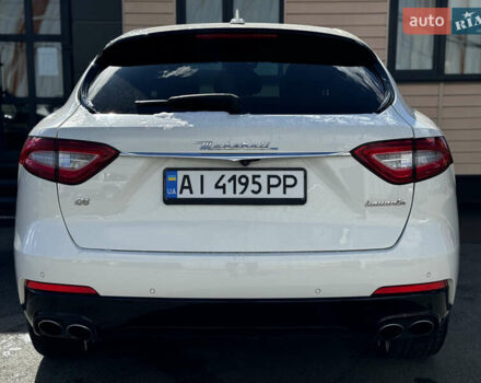 Белый Мазерати Леванте, объемом двигателя 2.98 л и пробегом 88 тыс. км за 29999 $, фото 17 на Automoto.ua