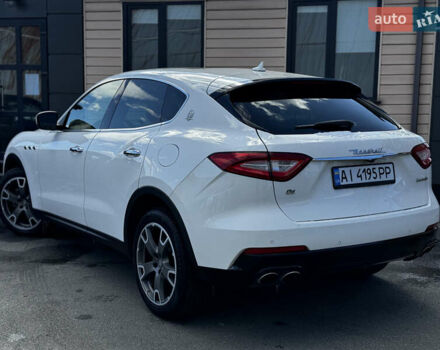 Белый Мазерати Леванте, объемом двигателя 2.98 л и пробегом 88 тыс. км за 29999 $, фото 49 на Automoto.ua
