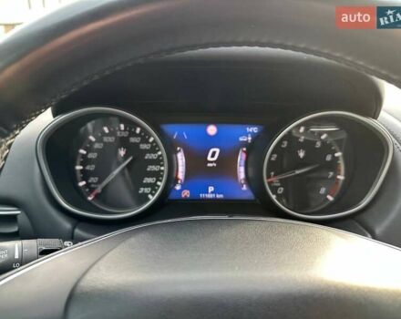 Белый Мазерати Леванте, объемом двигателя 2.98 л и пробегом 111 тыс. км за 44000 $, фото 4 на Automoto.ua