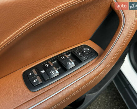 Белый Мазерати Леванте, объемом двигателя 2.98 л и пробегом 88 тыс. км за 29999 $, фото 31 на Automoto.ua