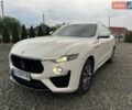 Белый Мазерати Леванте, объемом двигателя 2.98 л и пробегом 182 тыс. км за 33000 $, фото 1 на Automoto.ua