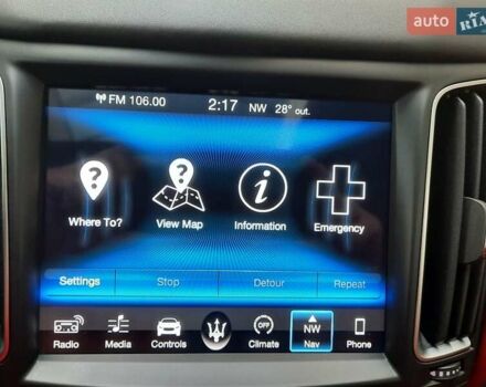 Білий Мазераті Леванте, об'ємом двигуна 2.98 л та пробігом 60 тис. км за 66797 $, фото 22 на Automoto.ua