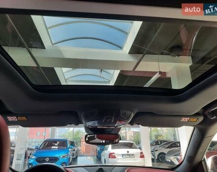 Білий Мазераті Леванте, об'ємом двигуна 2.98 л та пробігом 60 тис. км за 66797 $, фото 18 на Automoto.ua