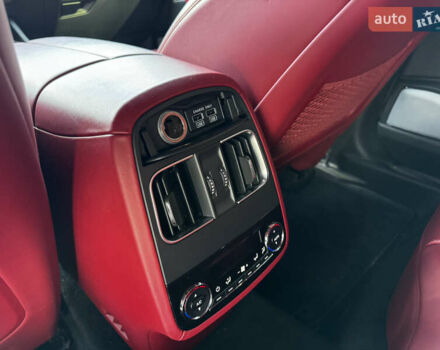 Белый Мазерати Леванте, объемом двигателя 3.8 л и пробегом 66 тыс. км за 63000 $, фото 13 на Automoto.ua