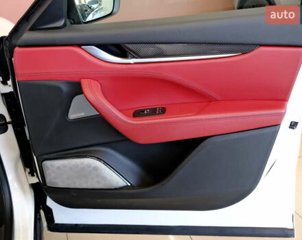 Мазерати Леванте 2019 в Одессе на Automoto.ua Белый Мазерати Леванте, объемом двигателя 3 л и пробегом 68 тыс. км за 34900 $, фото 52 на Automoto.ua