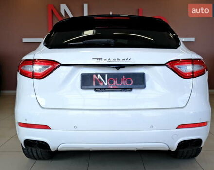 Мазерати Леванте 2019 в Одессе на Automoto.ua Белый Мазерати Леванте, объемом двигателя 3 л и пробегом 68 тыс. км за 34900 $, фото 27 на Automoto.ua