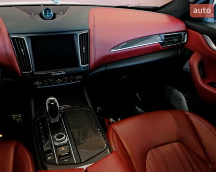 Мазерати Леванте 2019 в Одессе на Automoto.ua Белый Мазерати Леванте, объемом двигателя 3 л и пробегом 68 тыс. км за 34900 $, фото 59 на Automoto.ua