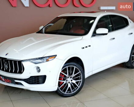 Мазерати Леванте 2019 в Одессе на Automoto.ua Белый Мазерати Леванте, объемом двигателя 3 л и пробегом 68 тыс. км за 34900 $, фото 9 на Automoto.ua