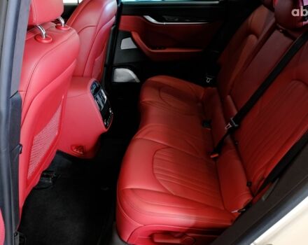 Мазерати Леванте 2019 в Одессе на Automoto.ua Белый Мазерати Леванте, объемом двигателя 3 л и пробегом 68 тыс. км за 34900 $, фото 8 на Automoto.ua