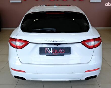 Мазерати Леванте 2019 в Одессе на Automoto.ua Белый Мазерати Леванте, объемом двигателя 3 л и пробегом 68 тыс. км за 34900 $, фото 5 на Automoto.ua