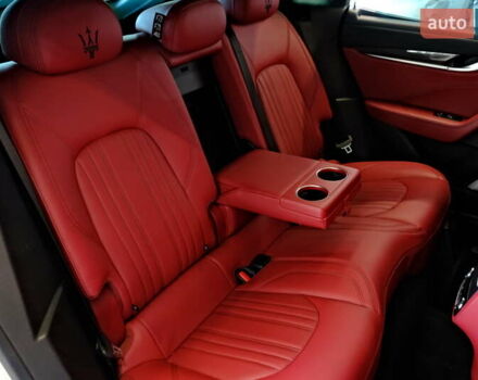 Мазерати Леванте 2019 в Одессе на Automoto.ua Белый Мазерати Леванте, объемом двигателя 3 л и пробегом 68 тыс. км за 34900 $, фото 51 на Automoto.ua