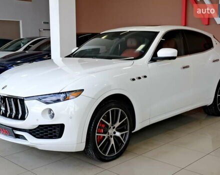 Мазерати Леванте 2019 в Одессе на Automoto.ua Белый Мазерати Леванте, объемом двигателя 3 л и пробегом 68 тыс. км за 34900 $, фото 4 на Automoto.ua