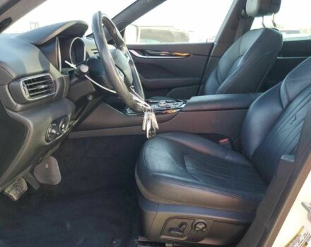 Белый Мазерати Леванте, объемом двигателя 3 л и пробегом 51 тыс. км за 9400 $, фото 6 на Automoto.ua