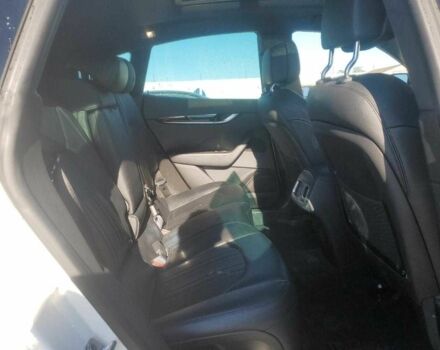 Белый Мазерати Леванте, объемом двигателя 3 л и пробегом 51 тыс. км за 9400 $, фото 10 на Automoto.ua