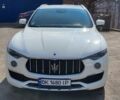 Білий Мазераті Леванте, об'ємом двигуна 3 л та пробігом 93 тис. км за 49768 $, фото 1 на Automoto.ua