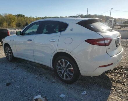 Белый Мазерати Леванте, объемом двигателя 3 л и пробегом 51 тыс. км за 9400 $, фото 1 на Automoto.ua