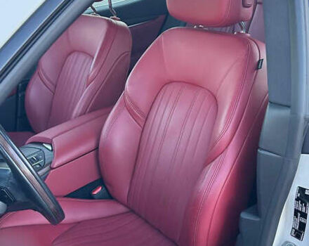 Белый Мазерати Леванте, объемом двигателя 2 л и пробегом 45 тыс. км за 51000 $, фото 16 на Automoto.ua