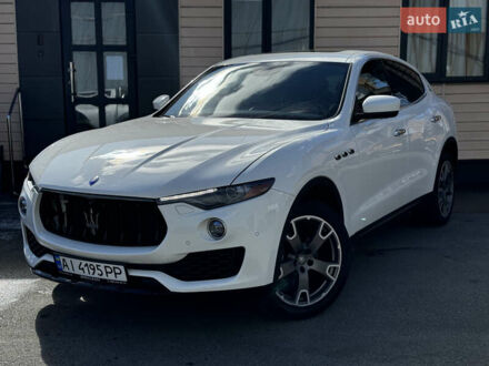 Мазерати Леванте 2017 в Киеве на Automoto.ua Белый Мазерати Леванте, объемом двигателя 2.98 л и пробегом 88 тыс. км за 31900 $, фото 1 на Automoto.ua