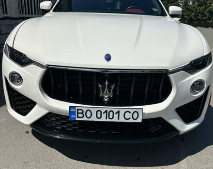 Белый Мазерати Леванте, объемом двигателя 2.98 л и пробегом 150 тыс. км за 42777 $, фото 1 на Automoto.ua
