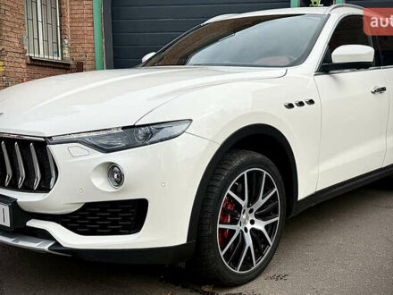 Мазерати Леванте 2018 в Киеве на Automoto.ua Белый Мазерати Леванте, объемом двигателя 2.98 л и пробегом 35 тыс. км за 39500 $, фото 1 на Automoto.ua