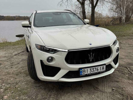 Мазераті Леванте 2018 у Києві на Automoto.ua Білий Мазераті Леванте, об'ємом двигуна 3.8 л та пробігом 37 тис. км за 70000 $, фото 1 на Automoto.ua