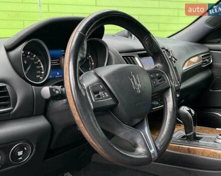 Черный Мазерати Леванте, объемом двигателя 3 л и пробегом 98 тыс. км за 32900 $, фото 10 на Automoto.ua