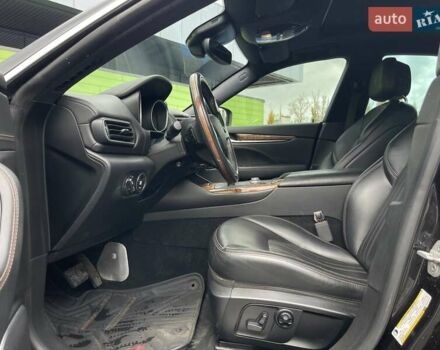 Черный Мазерати Леванте, объемом двигателя 3 л и пробегом 98 тыс. км за 32900 $, фото 8 на Automoto.ua