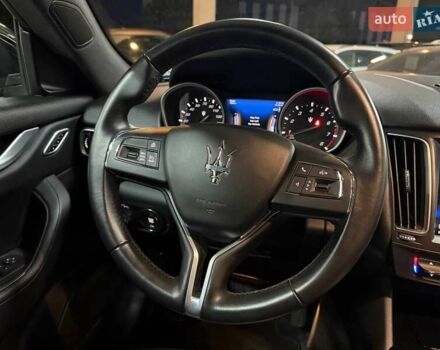 Мазераті Леванте 2017 у Києві на Automoto.ua Чорний Мазераті Леванте, об'ємом двигуна 2.98 л та пробігом 62 тис. км за 33990 $, фото 18 на Automoto.ua