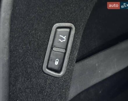 Чорний Мазераті Леванте, об'ємом двигуна 2.98 л та пробігом 136 тис. км за 35900 $, фото 41 на Automoto.ua