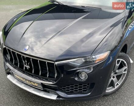 Черный Мазерати Леванте, объемом двигателя 3 л и пробегом 98 тыс. км за 32900 $, фото 4 на Automoto.ua