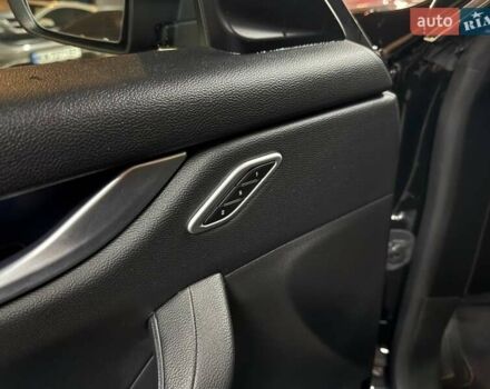 Мазераті Леванте 2017 у Києві на Automoto.ua Чорний Мазераті Леванте, об'ємом двигуна 2.98 л та пробігом 62 тис. км за 33990 $, фото 12 на Automoto.ua