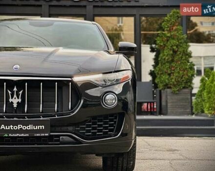 Черный Мазерати Леванте, объемом двигателя 3 л и пробегом 103 тыс. км за 36500 $, фото 5 на Automoto.ua
