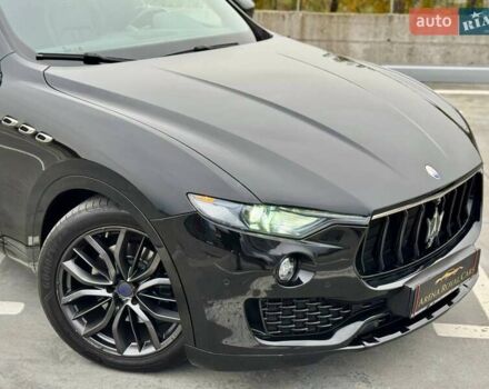 Чорний Мазераті Леванте, об'ємом двигуна 2.98 л та пробігом 110 тис. км за 39990 $, фото 3 на Automoto.ua