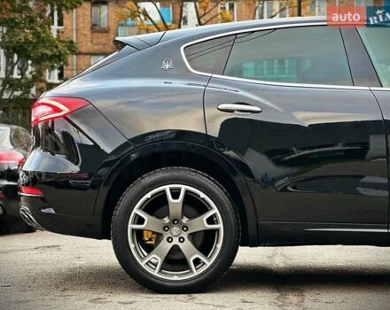 Черный Мазерати Леванте, объемом двигателя 3 л и пробегом 103 тыс. км за 36500 $, фото 16 на Automoto.ua