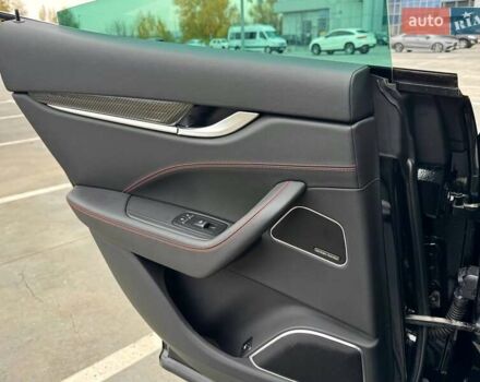 Чорний Мазераті Леванте, об'ємом двигуна 2.98 л та пробігом 110 тис. км за 39990 $, фото 37 на Automoto.ua