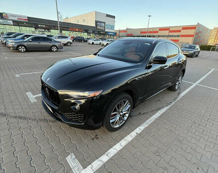 Черный Мазерати Леванте, объемом двигателя 2.98 л и пробегом 48 тыс. км за 38000 $, фото 40 на Automoto.ua