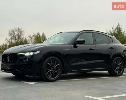 Чорний Мазераті Леванте, об'ємом двигуна 2.98 л та пробігом 110 тис. км за 39990 $, фото 5 на Automoto.ua