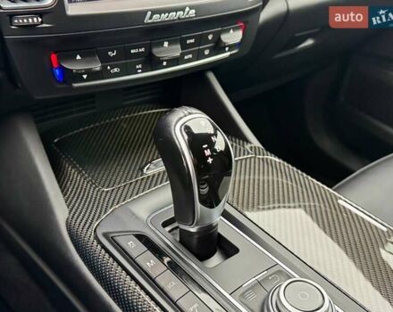 Чорний Мазераті Леванте, об'ємом двигуна 2.98 л та пробігом 110 тис. км за 39990 $, фото 48 на Automoto.ua