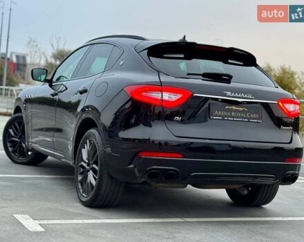 Чорний Мазераті Леванте, об'ємом двигуна 2.98 л та пробігом 110 тис. км за 39990 $, фото 12 на Automoto.ua