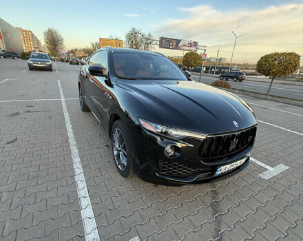 Черный Мазерати Леванте, объемом двигателя 2.98 л и пробегом 48 тыс. км за 38000 $, фото 36 на Automoto.ua