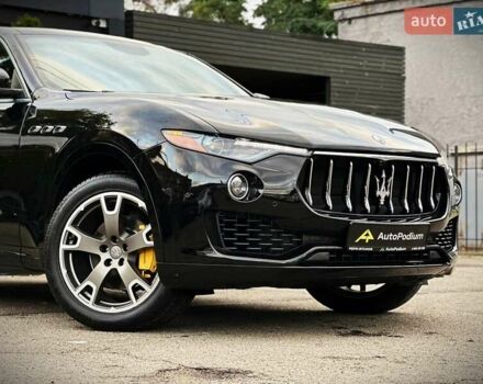 Черный Мазерати Леванте, объемом двигателя 3 л и пробегом 103 тыс. км за 36500 $, фото 7 на Automoto.ua