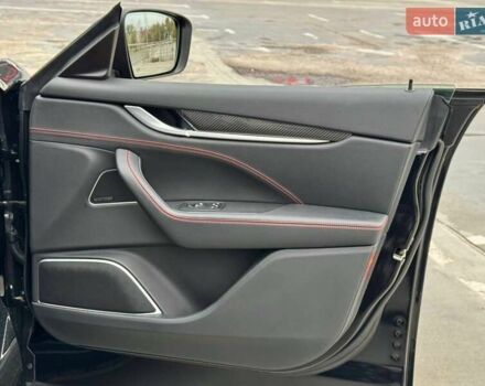 Чорний Мазераті Леванте, об'ємом двигуна 2.98 л та пробігом 110 тис. км за 39990 $, фото 35 на Automoto.ua